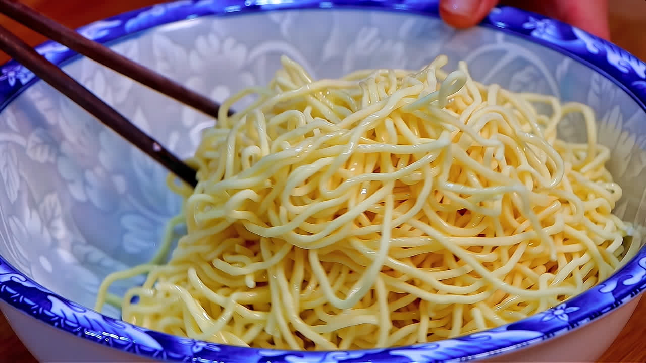 0?fmt=jpg&size=99&h=720&w=1280&ppv=1