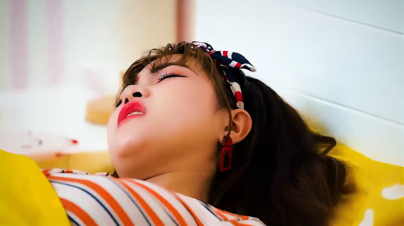 0?fmt=jpg&size=38&h=461&w=822&ppv=1