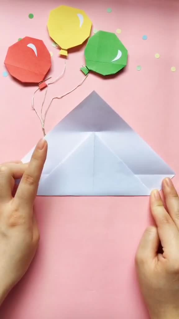 0?fmt=jpg&size=23&h=1024&w=576&ppv=1