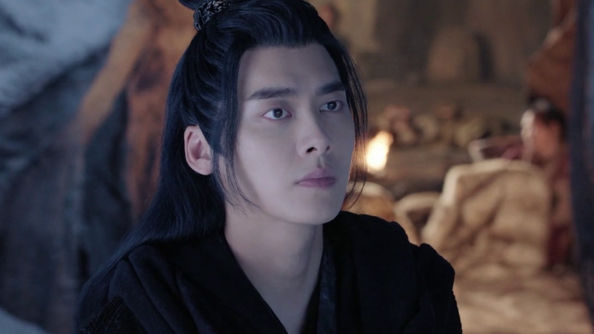 镜双湖 第一集就意难平 还没开始看女主就已下线 难道又是千层回忆杀