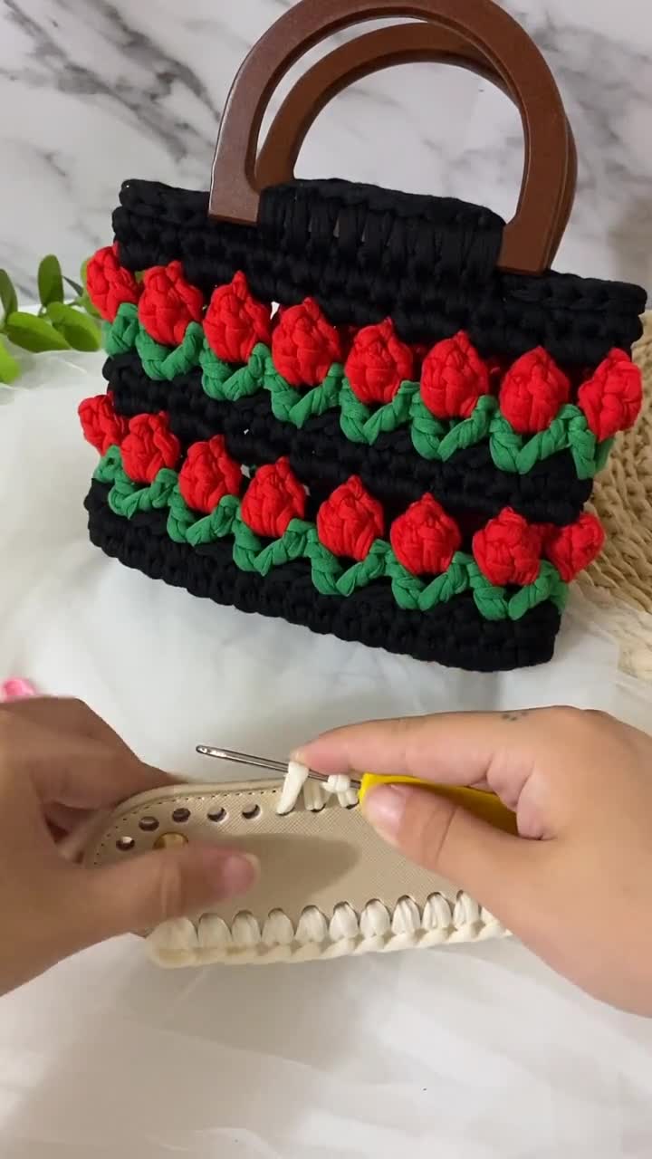 0?fmt=jpg&size=56&h=1280&w=720&ppv=1