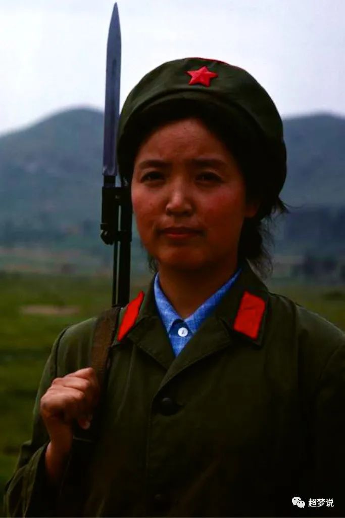 图40:女兵