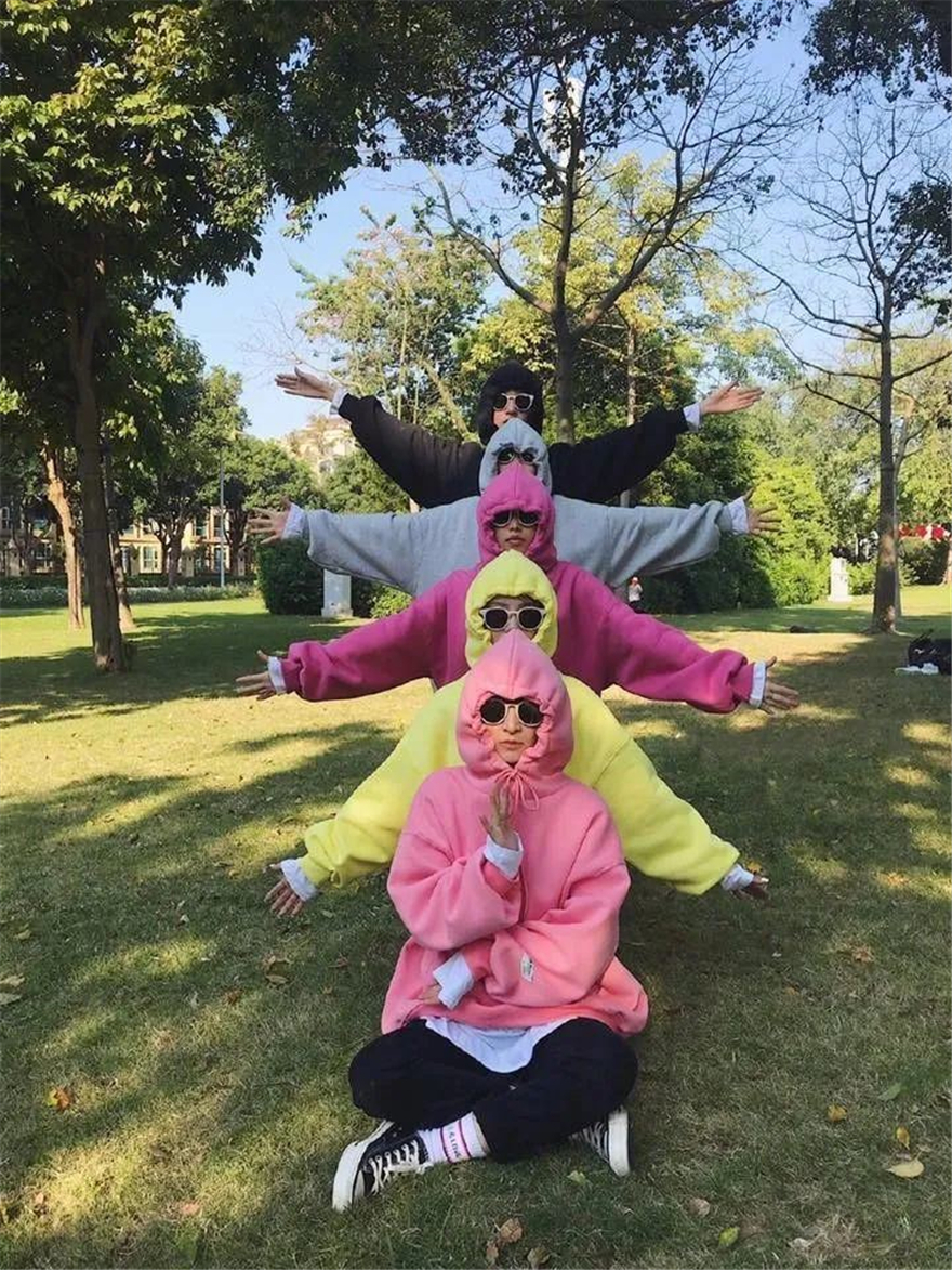 团建合照超有创意的五大合照造型姿势get新技能