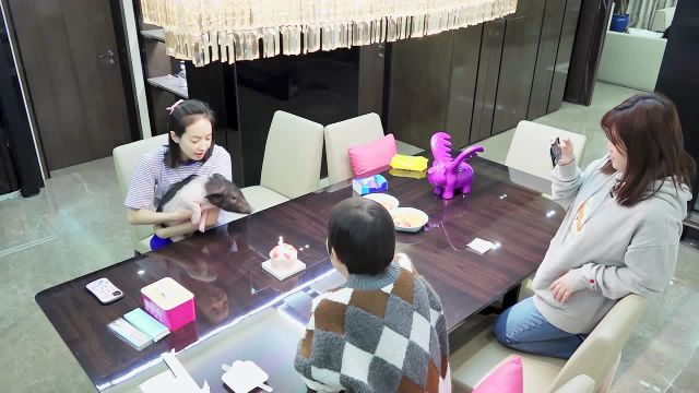 0?fmt=jpg&size=45&h=360&w=640&ppv=1