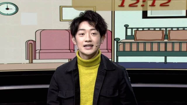 雪球也洗澡完被何洛洛投喂好吃的,据说洛洛惩罚是发18张自拍