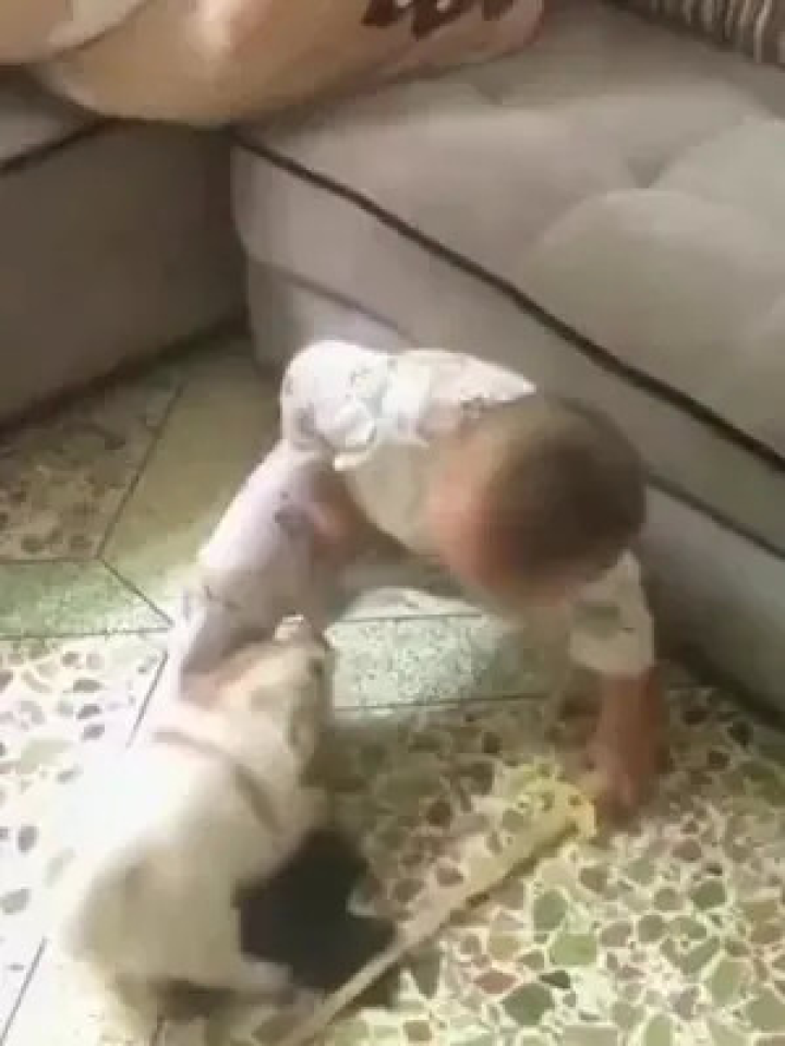 恶搞小孩洗脚视频，恶搞小孩洗脚视频大全