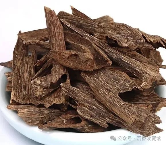 老挝沉香（古时称寮国）：稳重端庄的香～