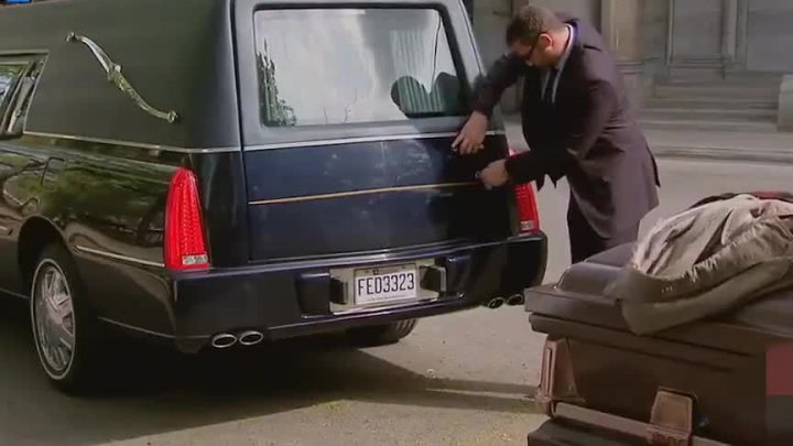 恶搞路人被警车带走视频，恶搞路人被警车带走视频大全