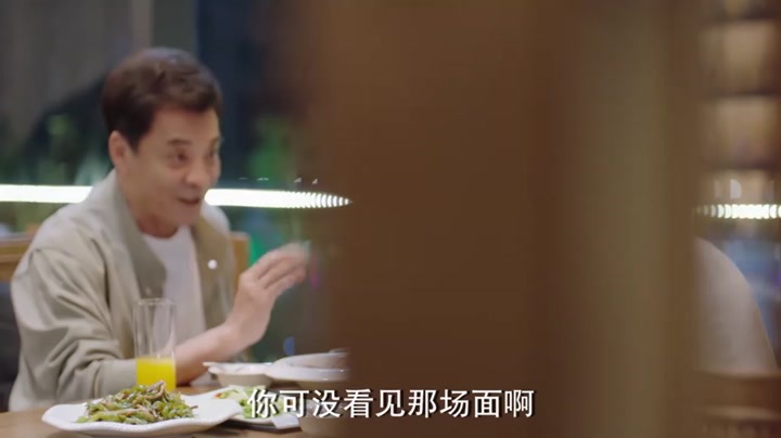 0?fmt=jpg&size=40&h=404&w=720&ppv=1