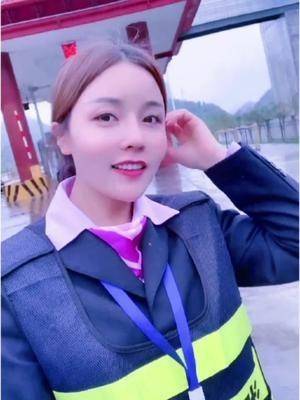 0?fmt=jpg&size=19&h=400&w=300&ppv=1