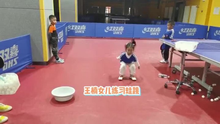 0?fmt=jpg&size=45&h=405&w=720&ppv=1