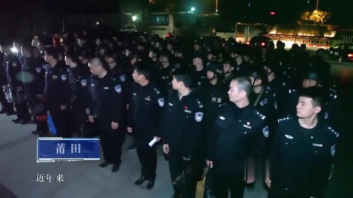 0?fmt=jpg&size=42&h=405&w=720&ppv=1