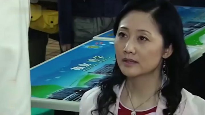 0?fmt=jpg&size=35&h=405&w=720&ppv=1