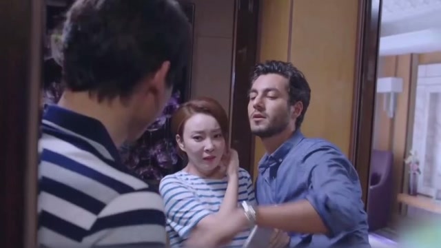 0?fmt=jpg&size=31&h=360&w=640&ppv=1