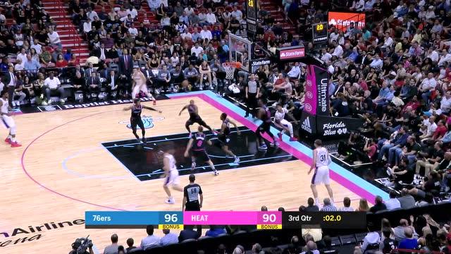 费城联合vs白帽：卫冕冠军沉沦，西部新贵崛起