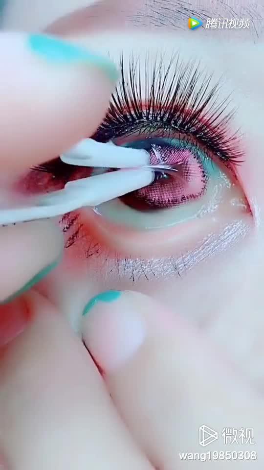 美瞳用工具怎么取，美瞳用工具怎么取下来