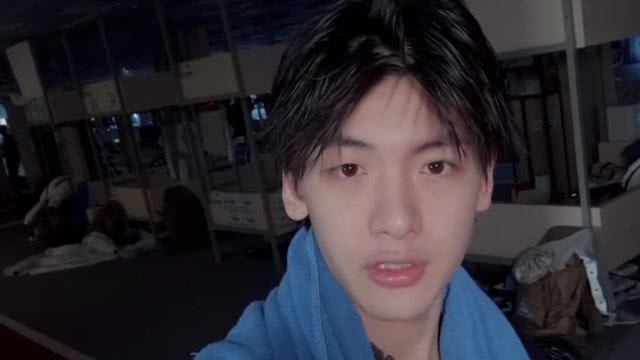学生戴什么眼镜更好，学生戴什么眼镜比较好