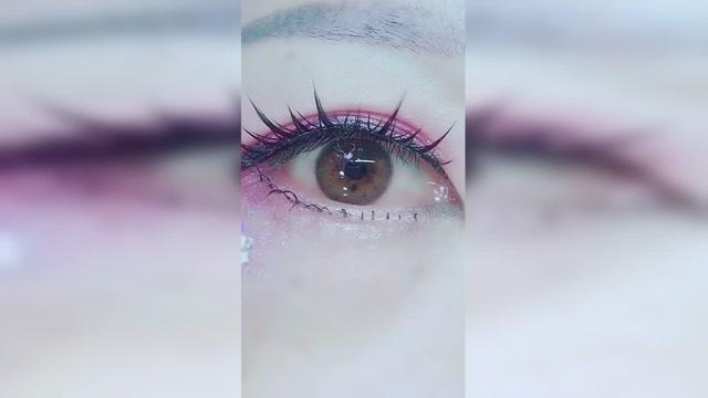 美瞳用工具怎么取，美瞳用工具怎么取下来