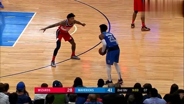 奇才独行侠比分预测：摆烂副班长主场谢幕，小弗拉格能否燃爆第一资本竞技场？