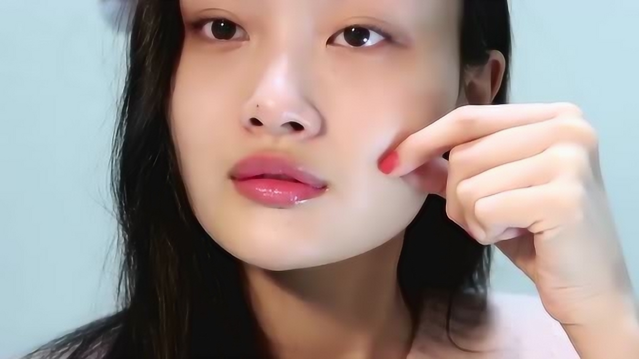 有痘印的妹子要这样涂粉底,你学会了吗