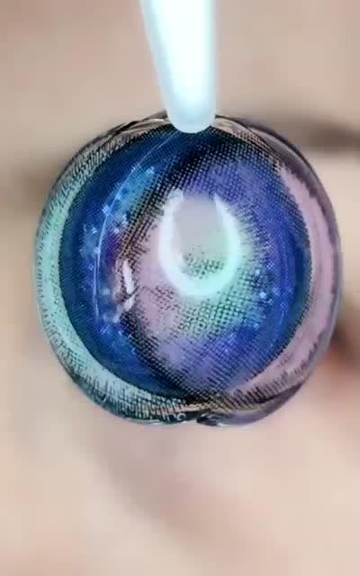 黑色眼珠戴什么美瞳好看，黑色眼珠戴什么美瞳好看图片