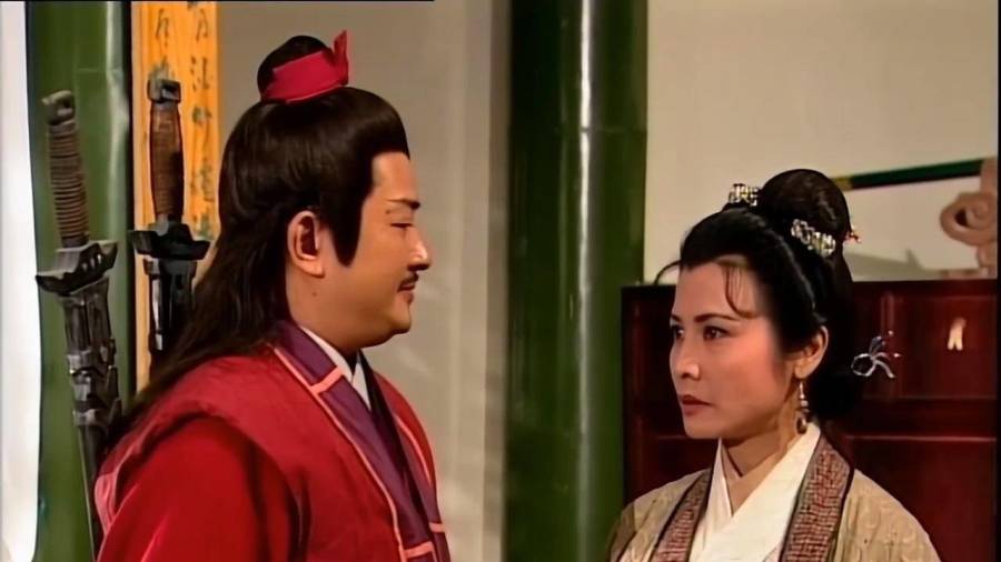 第1章 我偷看古装武侠小说大全，反派竟是我亲爹