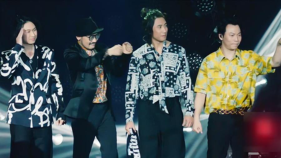 洗脑又好听 旅行团乐队压轴曲目 bye bye ,火遍全网