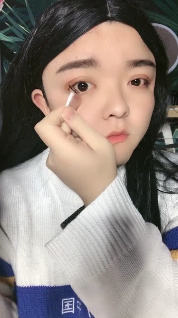 男生美瞳适合多少岁，