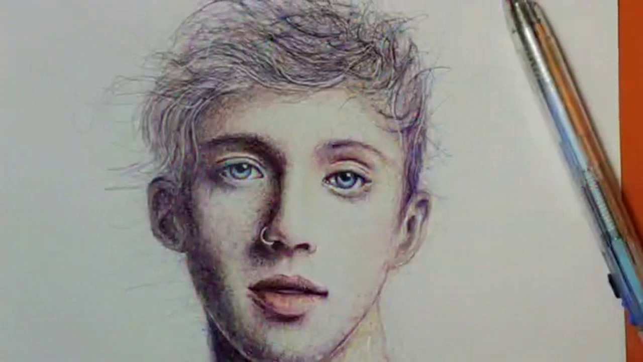 本以为是个青铜,没想到是个王者,同样是乱画这样的手艺我怎么没有呢