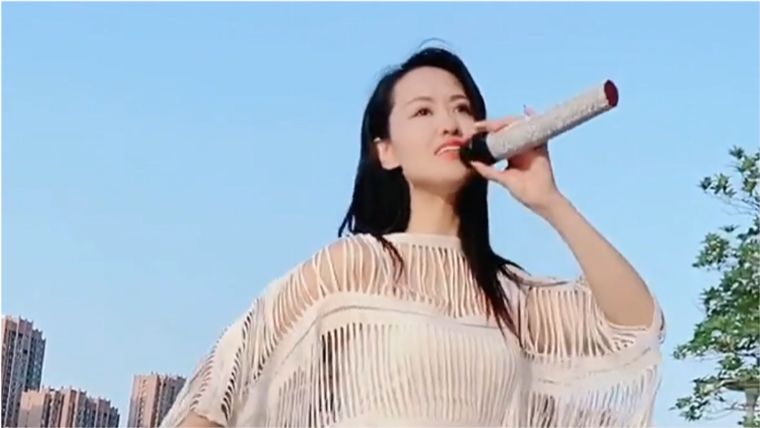 梦境的涟漪，解析我在梦中与老乡、姐姐及心仪女孩的复杂情感交织