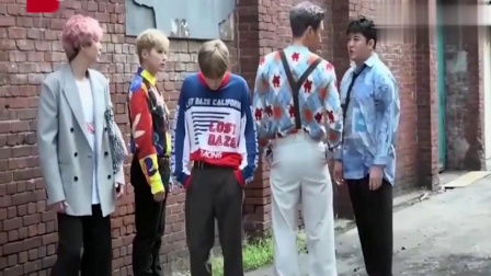 丢掉偶像包袱 superjunior合照放弃拘谨,集体放飞自我