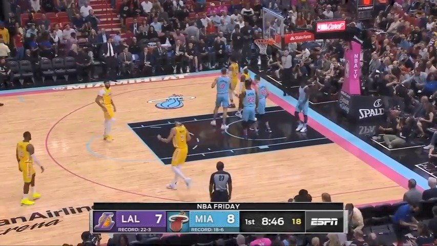 标题：2025-26赛季NBA常规赛热火湖人交锋 伤兵满营谁扛旗