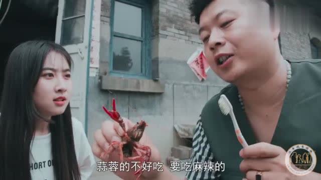 小虾来袭，一曲短剧的魅力与故事