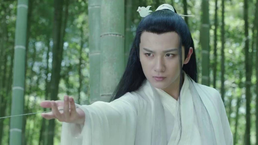 《武侠世界大穿越女主一剑封神》