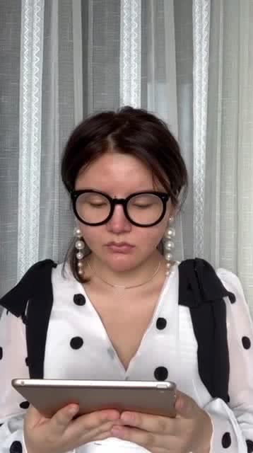胖人带什么眼镜好看图片，胖人什么发型好看图片