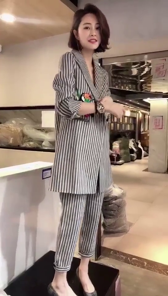汉服短发冬天穿搭女生，汉服短发怎么扎简单好看