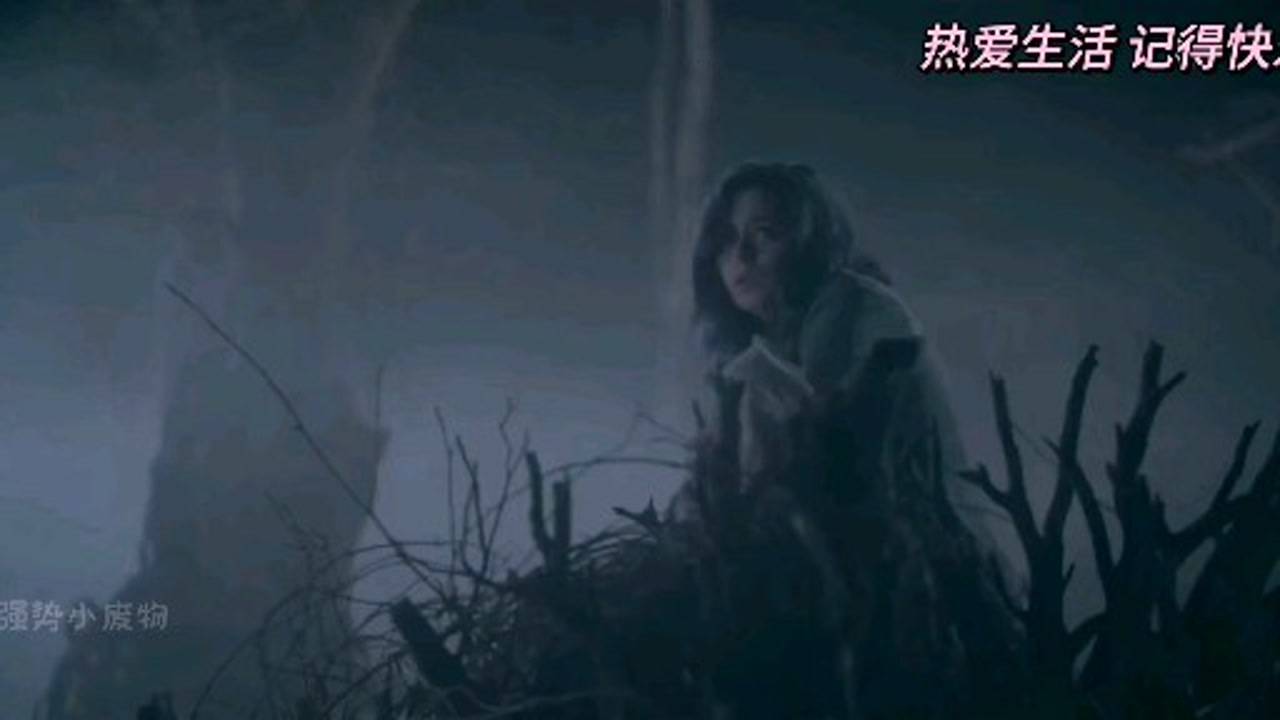 梦境深渊，解析梦见自己被追杀、被逼杀死两个小孩并偷埋的深层含义
