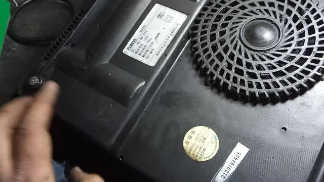 电磁炉着火怎么修