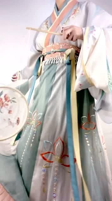 过年穿搭汉服显瘦，过年穿搭汉服显瘦图片