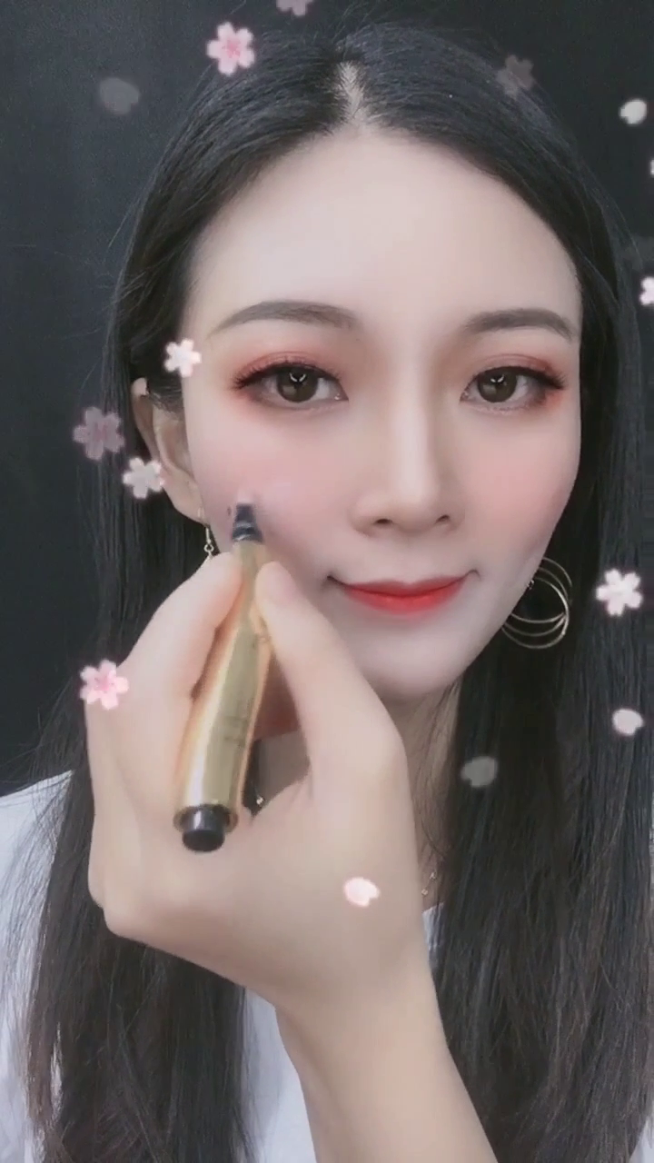 有痘印,斑点的妹子有救了