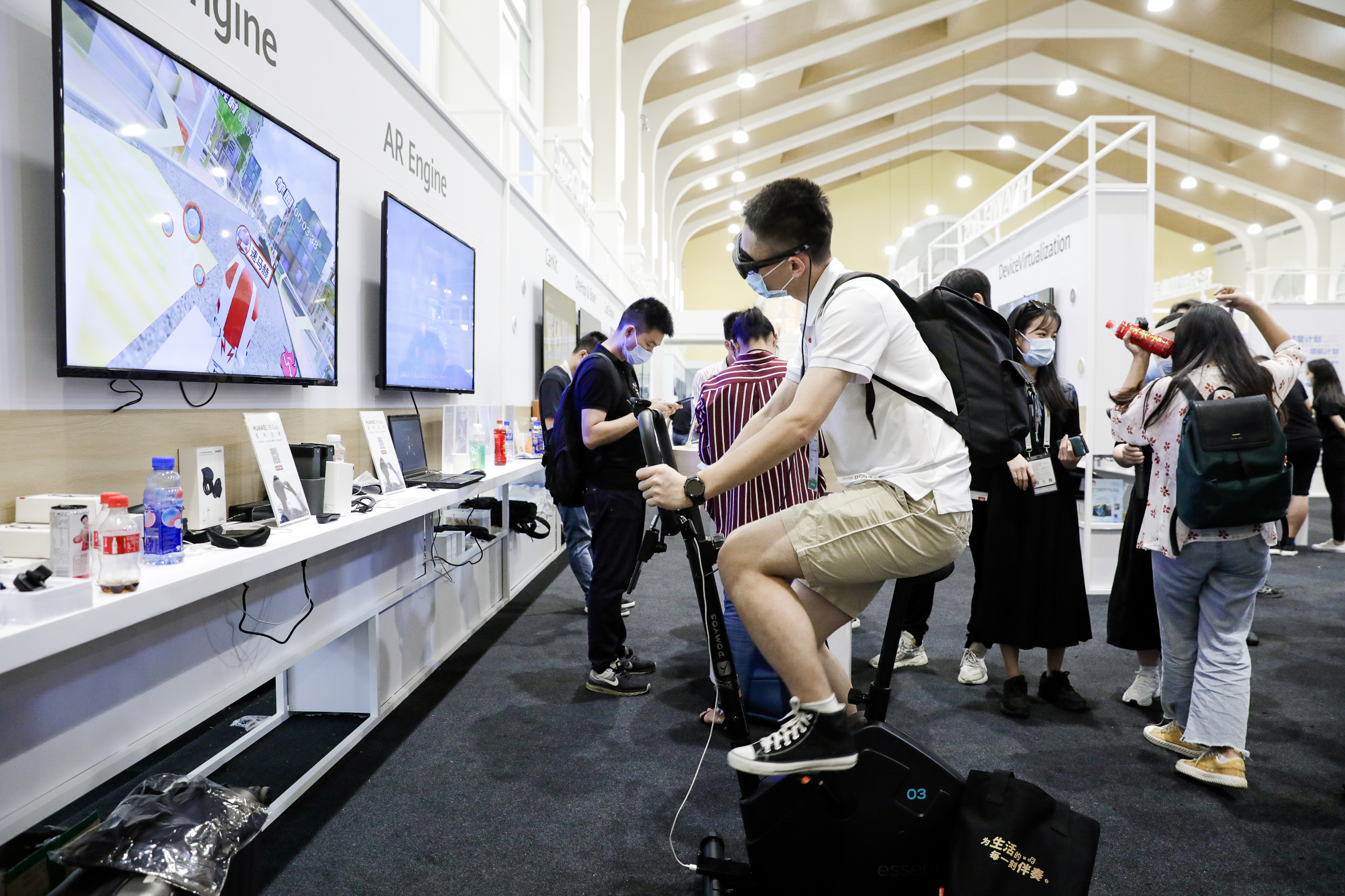 逛hdc的vr展是一种怎样的体验?也许这是颜值最高的展区