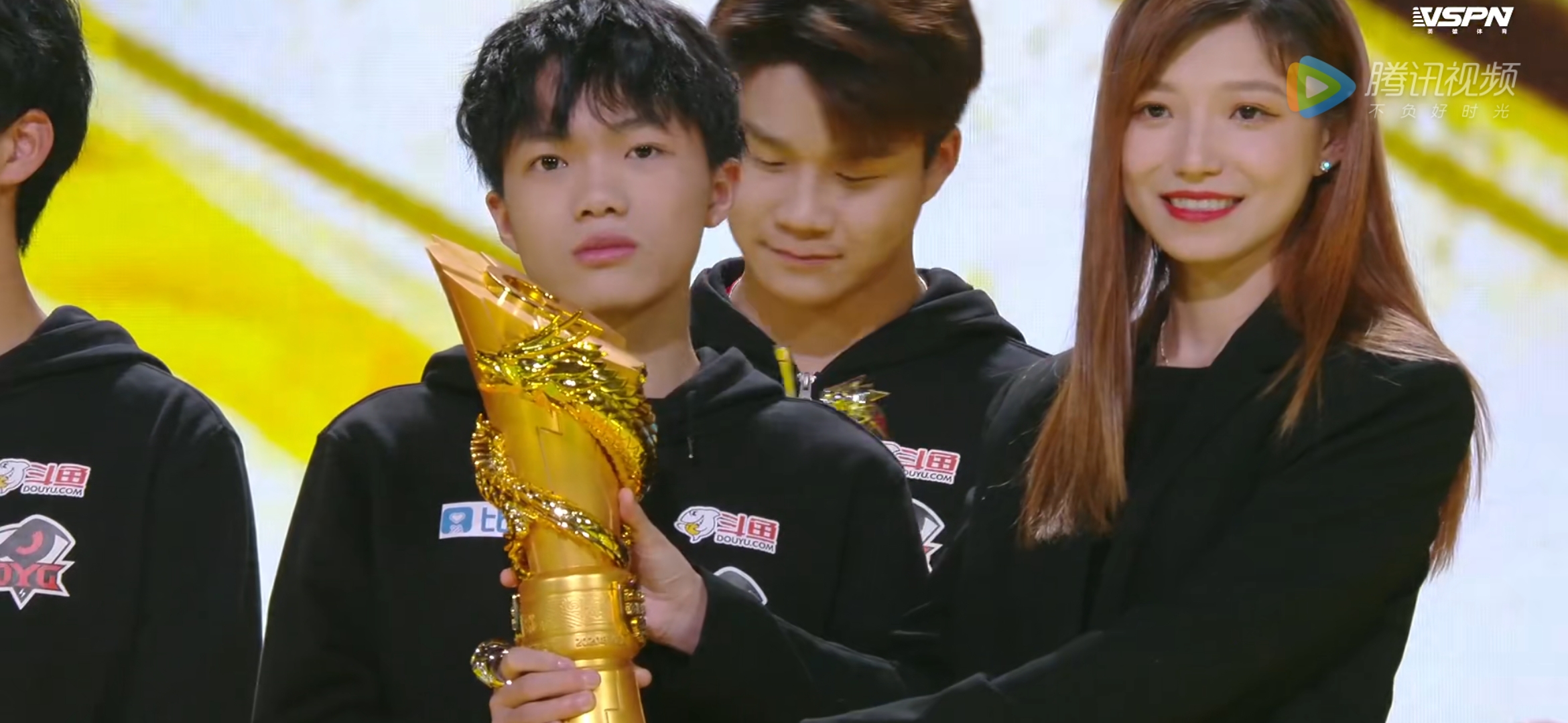 dyg加冕2020 kpl秋季赛,iqoo强悍担当花落清清