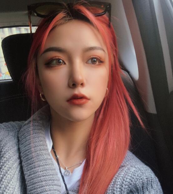 刀小刀真的凉了,跟风拍视频动作还敷衍,根本不在乎掉粉?