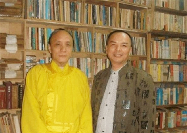 多尔衮十世孙 为保皇室血脉纯正拒绝娶汉女 向国家索要故宫祖屋 Acfun弹幕视频网 认真你就输啦 W ノ