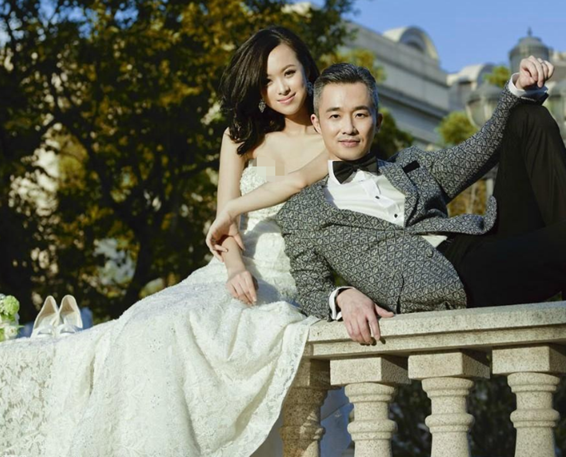 央视主持人王萌萌24岁嫁42岁程雷丈夫患病后她仍不离不弃