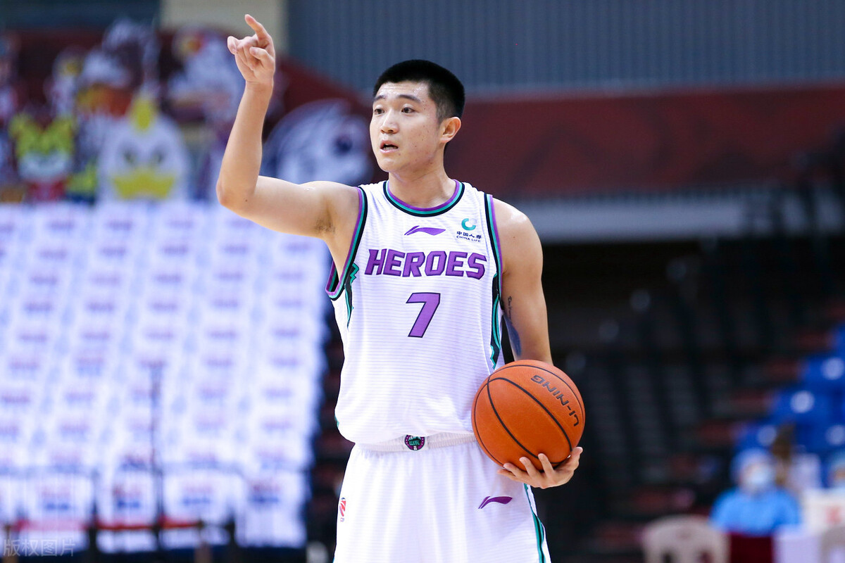 离开巩晓彬就爆发他三分球10连中新赛季或成又一个小李飞刀