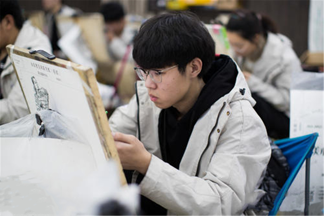 美术考试最后十分钟会发生什么?考生的"神操作"让网友捧腹大笑