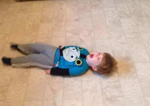 心理测试:三个孩子,哪一个最有心眼在假哭?测你能否赢得人心