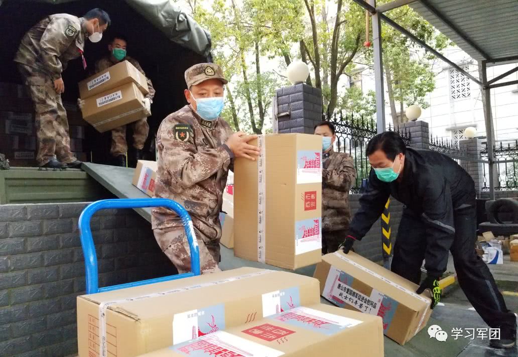 红色护卫:滨海国际(微)电影节,激战海加尔山(图1) 海加尔的保卫者曼科里克_海加尔山军需官_海加尔守护者声望