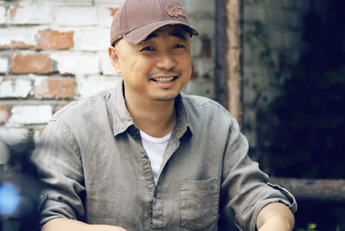 《人在囧途》这部电影,让观众感受到人间的真情,徐峥由此转型当导演